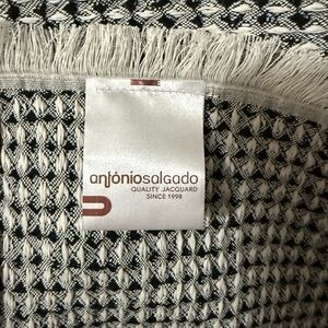 Antonio Salgado Black and White Jacquard Blanket, 90 x 98
